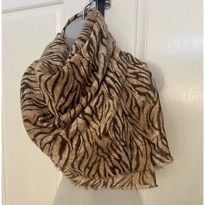 NEW wTag-Lulla Collection Brown Animal Print Scarf